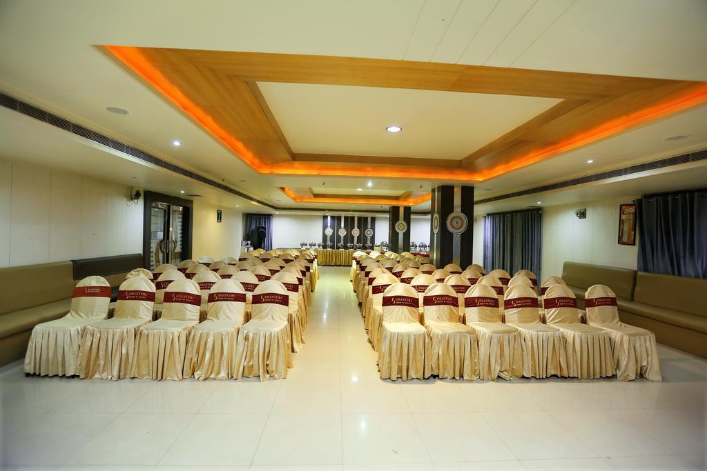 Hotel Sitara Grand Hajdarabad Zewnętrze zdjęcie