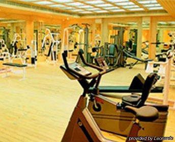 Hotel Sitara Grand Hajdarabad Zewnętrze zdjęcie