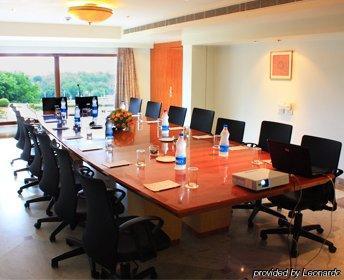 Hotel Sitara Grand Hajdarabad Zewnętrze zdjęcie