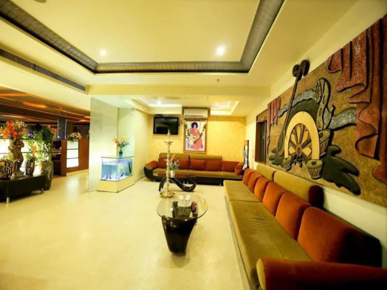 Hotel Sitara Grand Hajdarabad Zewnętrze zdjęcie